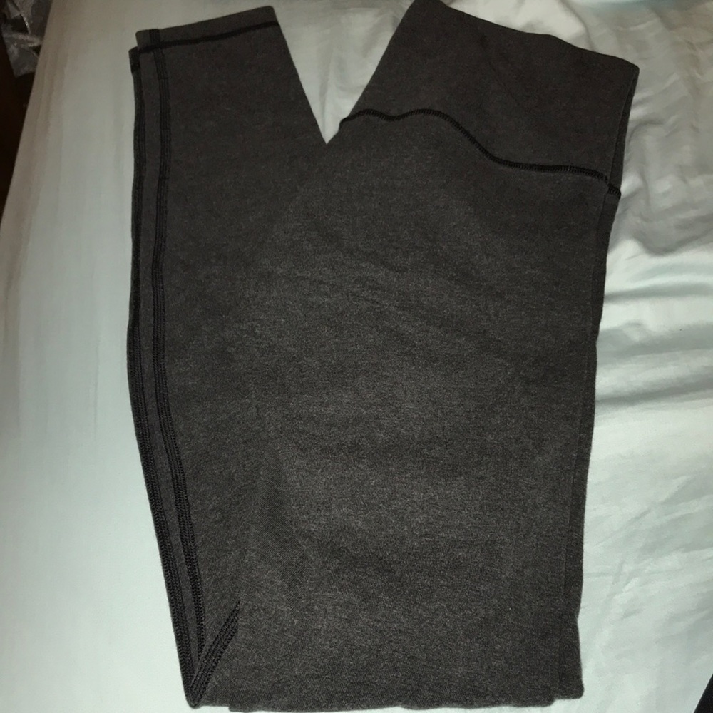 lululemon dark grey cotton high waisted leggings - Picture 3 of 4